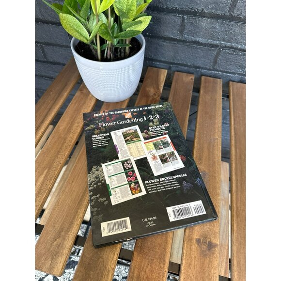 VTG The Home Depot Flower Gardening 1-2-3 Book by The Home Depot Decor Landscape - Picture 5 of 5